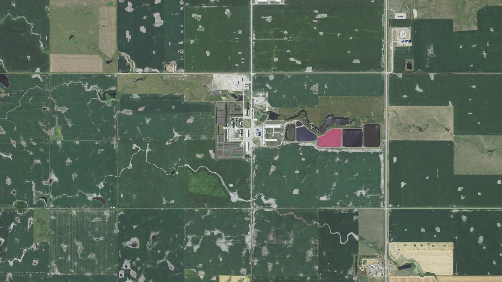 Natural-color aerial photograph of land around Evergreen Colony, South Dakota