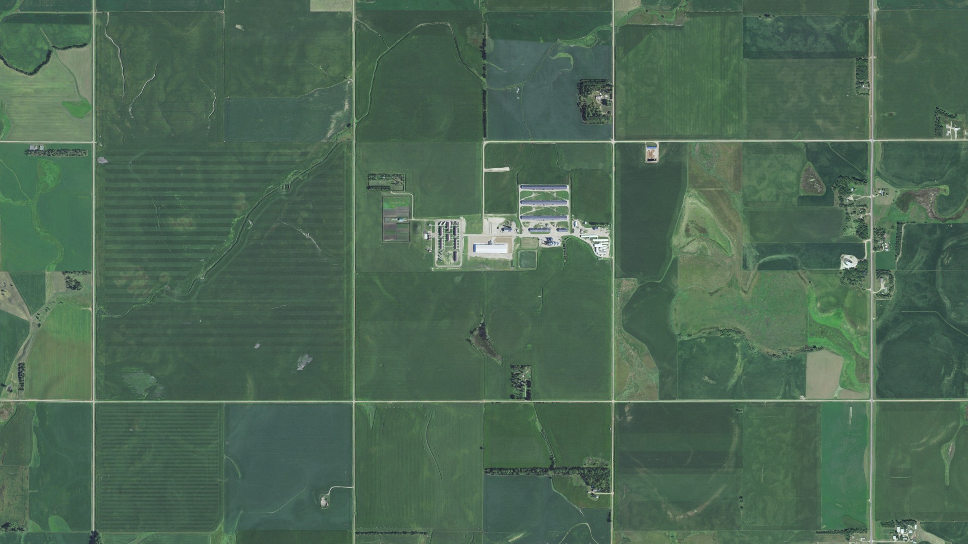 Natural-color aerial photograph of land around Rustic Acres Colony, South Dakota