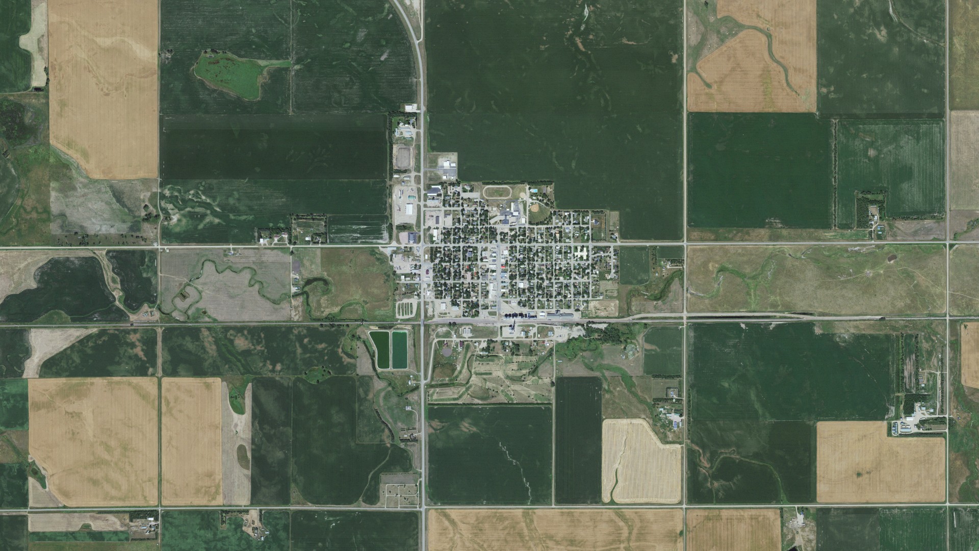 Natural-color aerial photograph of land around Selby, South Dakota
