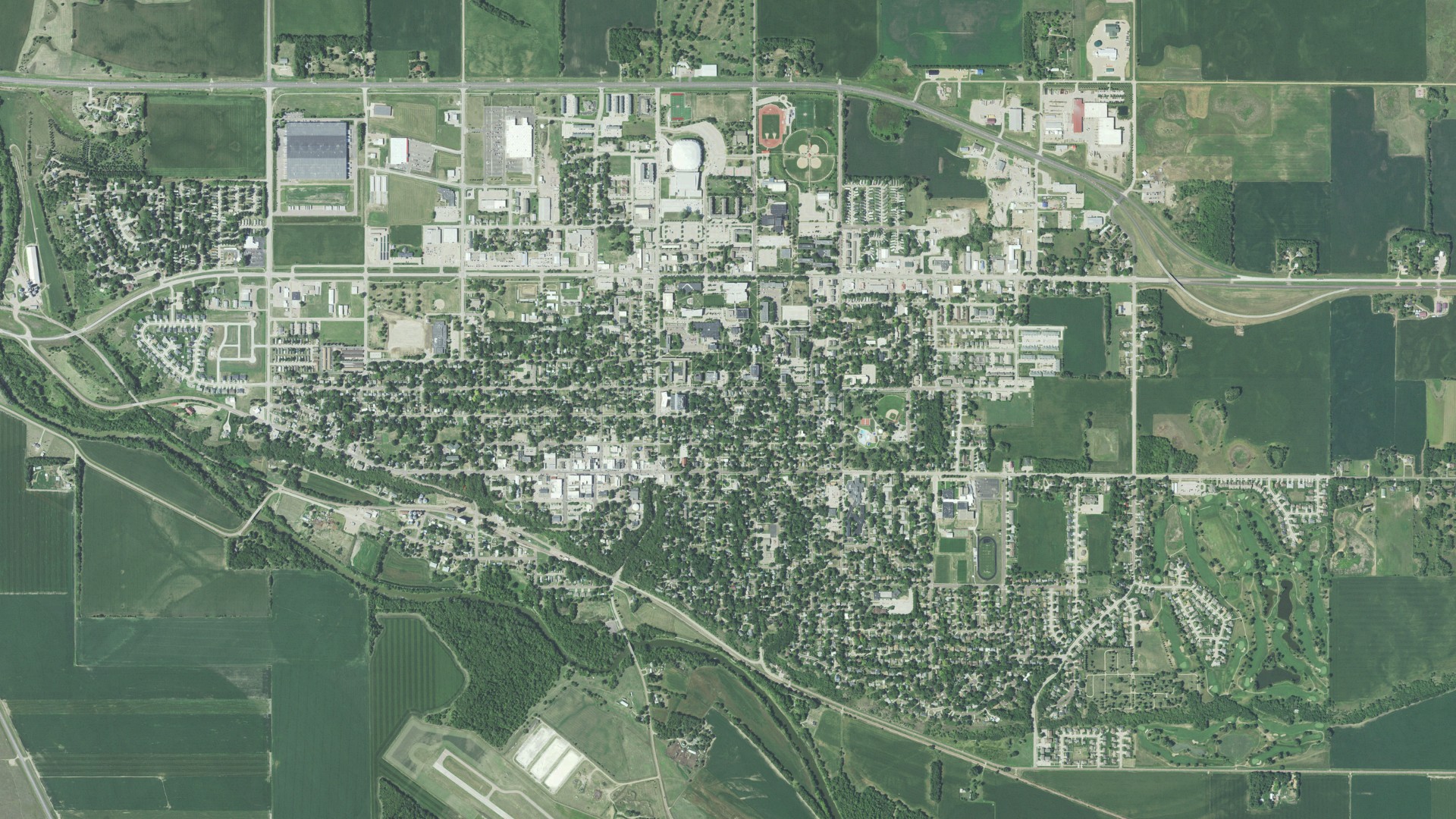 Aerial view of land around Vermillion, South Dakota