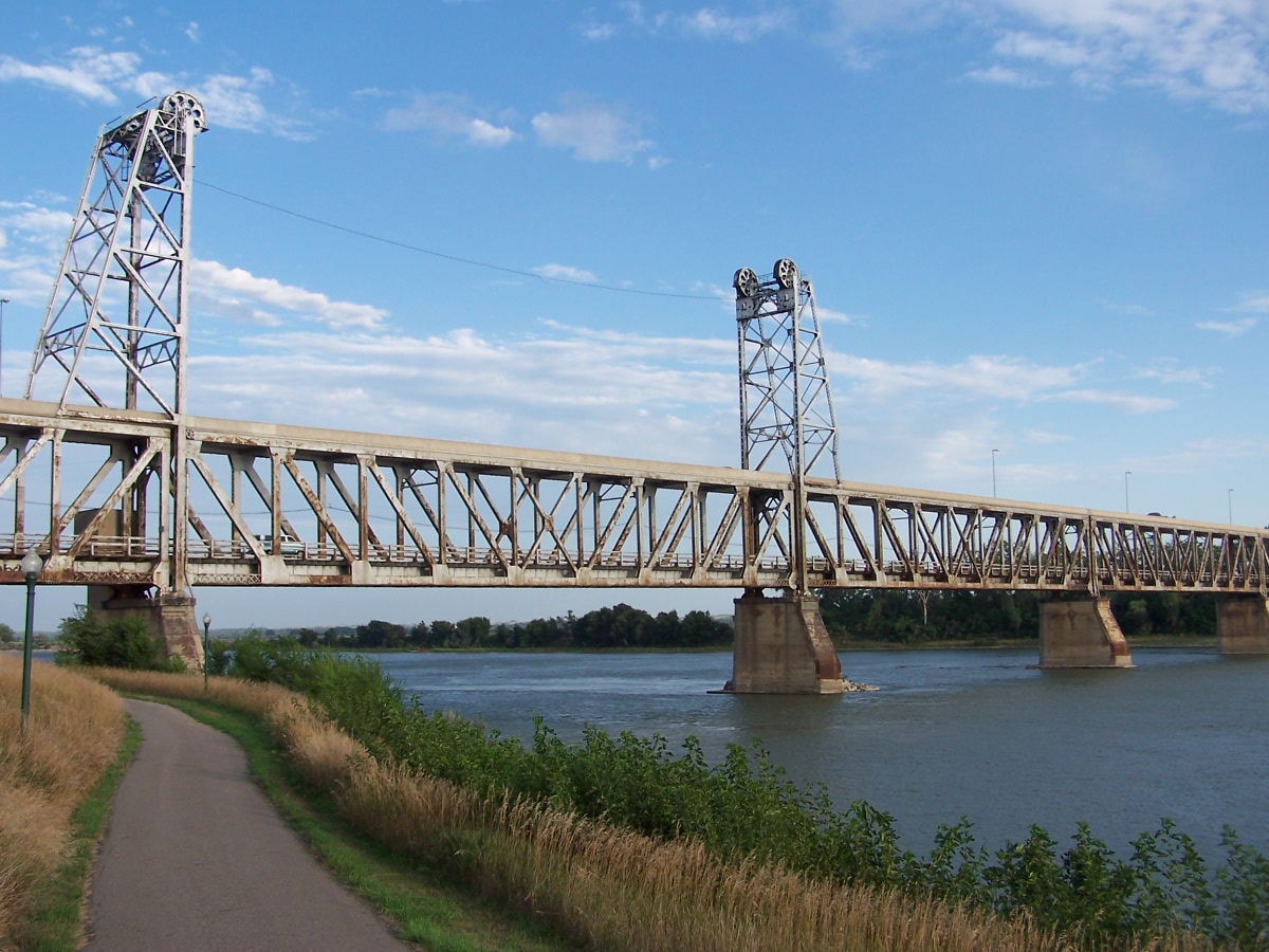Meridian Highway Bridge in Yankton, South Dakota, taken from the Northwest on the South Dakota side.
