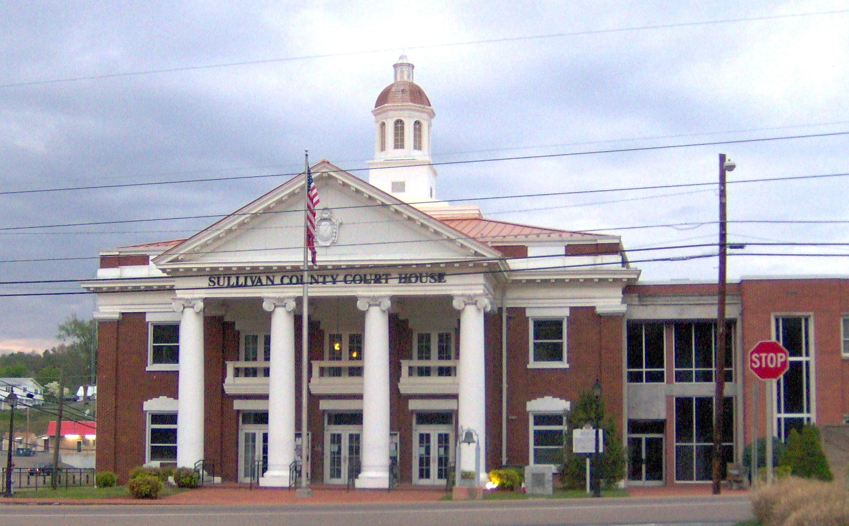 Sullivan County Courthouse in Blountville, Tennessee, in the southeastern United States.