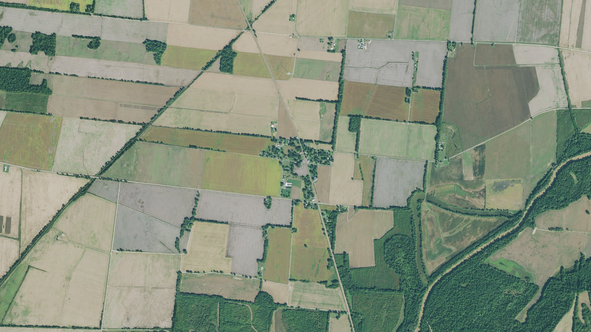 Natural-color aerial photograph of land around Bogota, Tennessee