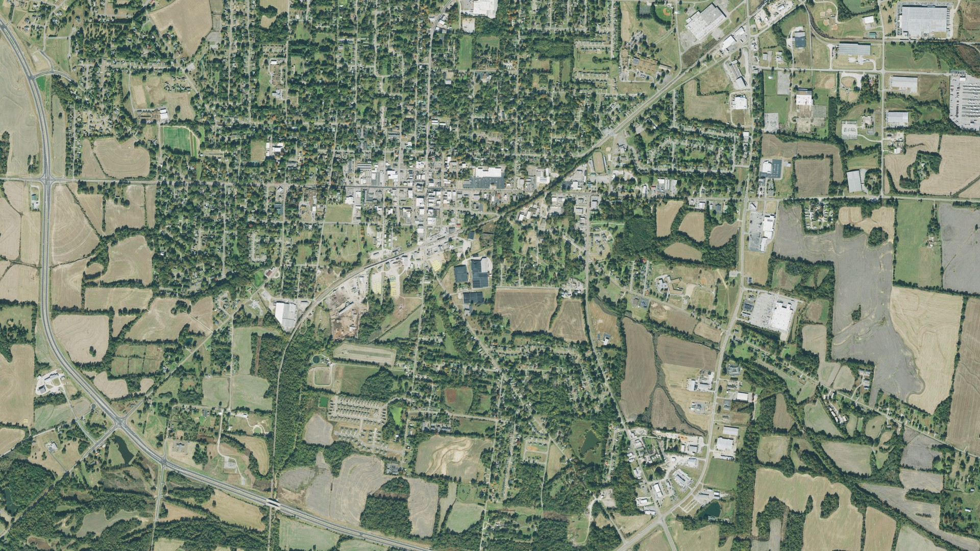 Natural-color aerial photograph of land around Brownsville, Tennessee