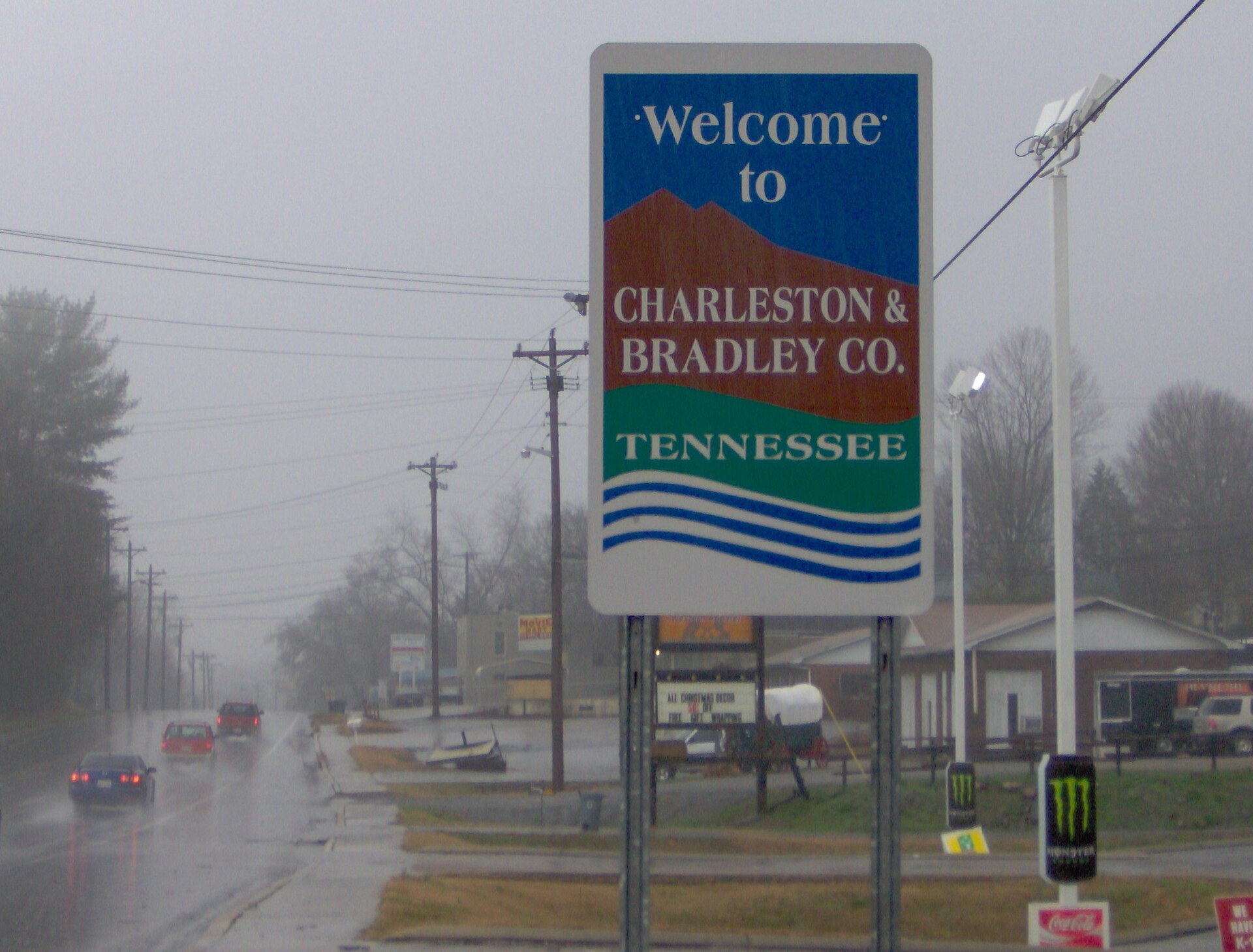 Welcome sign along US-11 (Lee Highway) in Charleston, Tennessee, located in the Southeastern United States.