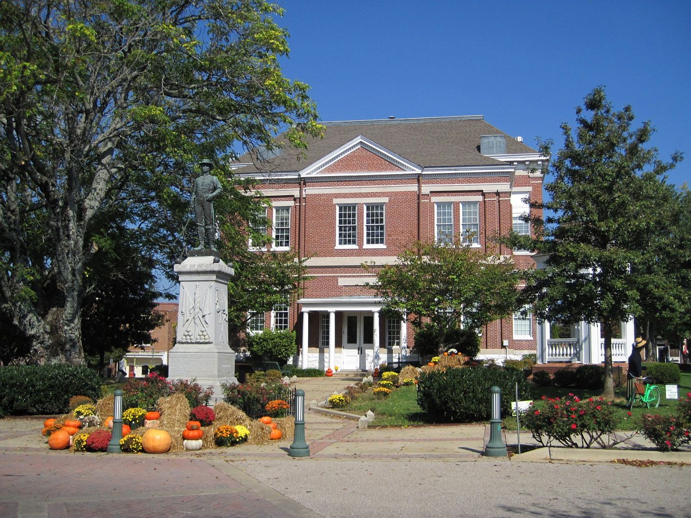 Tipton County court house, Covington, Tennessee