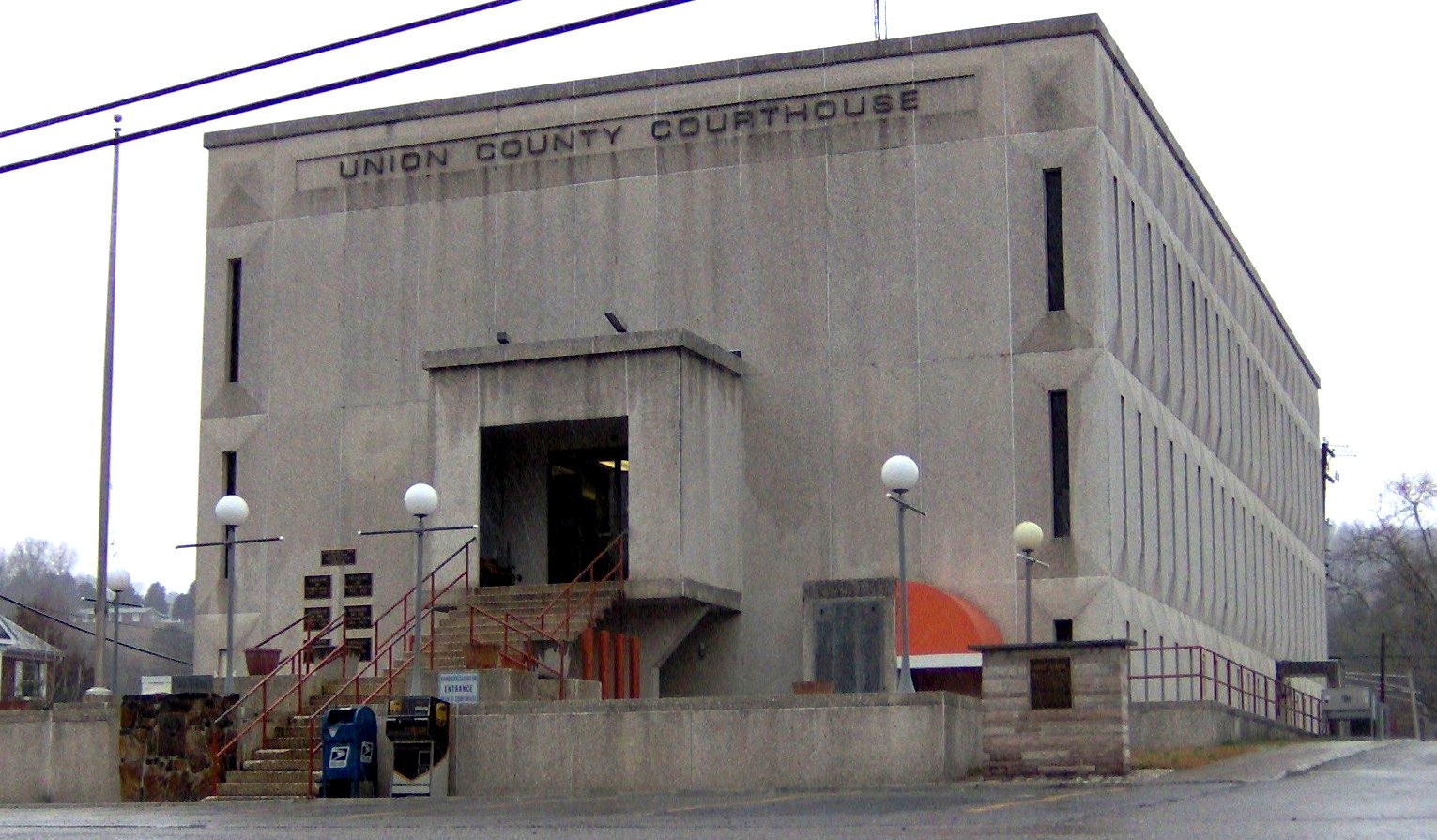 Union County Courthouse in Maynardville, Tennessee, in the southeastern United States.