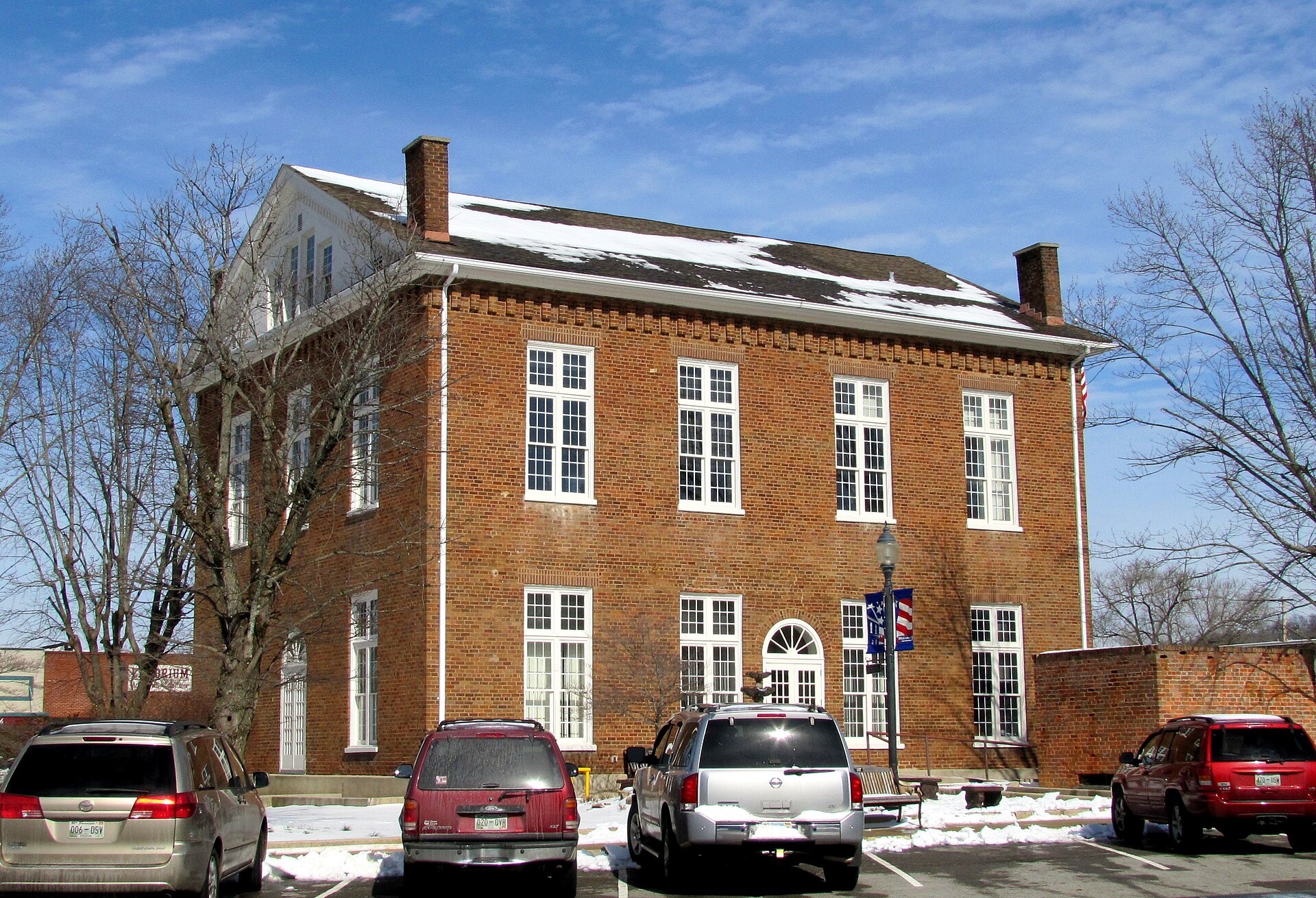 Overton County Courthouse in Livingston, Tennessee, USA, viewed from Main Street.