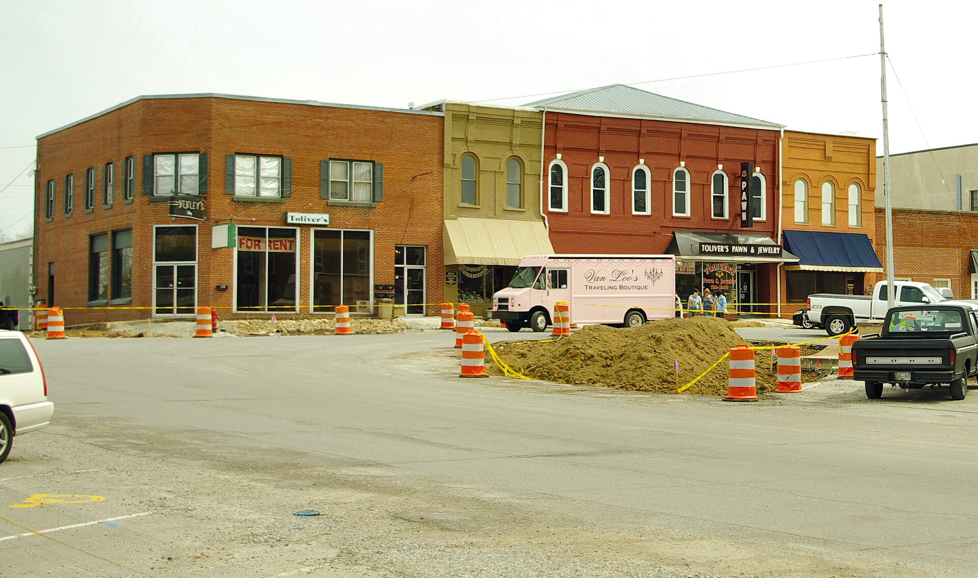 Commercial block on the courthouse square in Manchester, Tennessee, United States