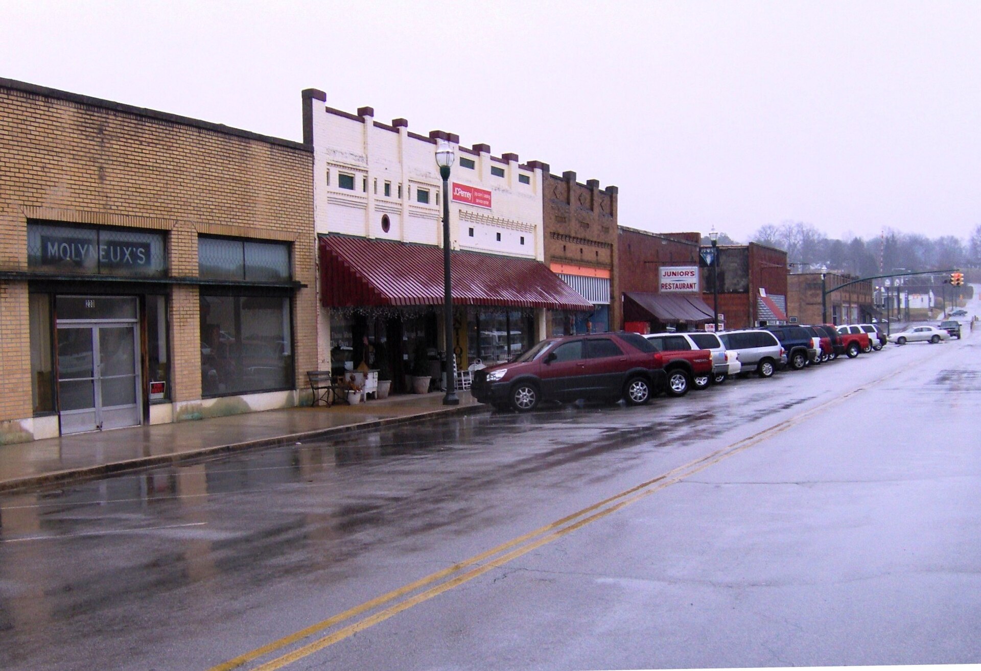 Rockwood Avenue, in Rockwood, Tennessee, USA, looking east.