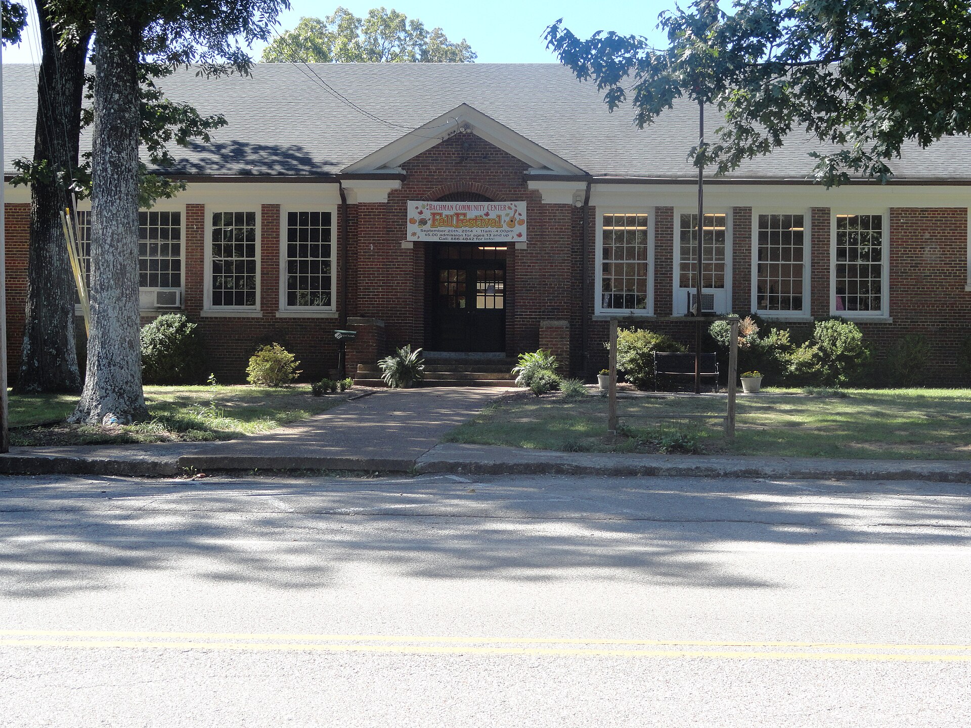 This is the old Nathan L. Bachman School. It is located in Walden,Tennessee atop of Signal Mountain. It is now in use as a community center.