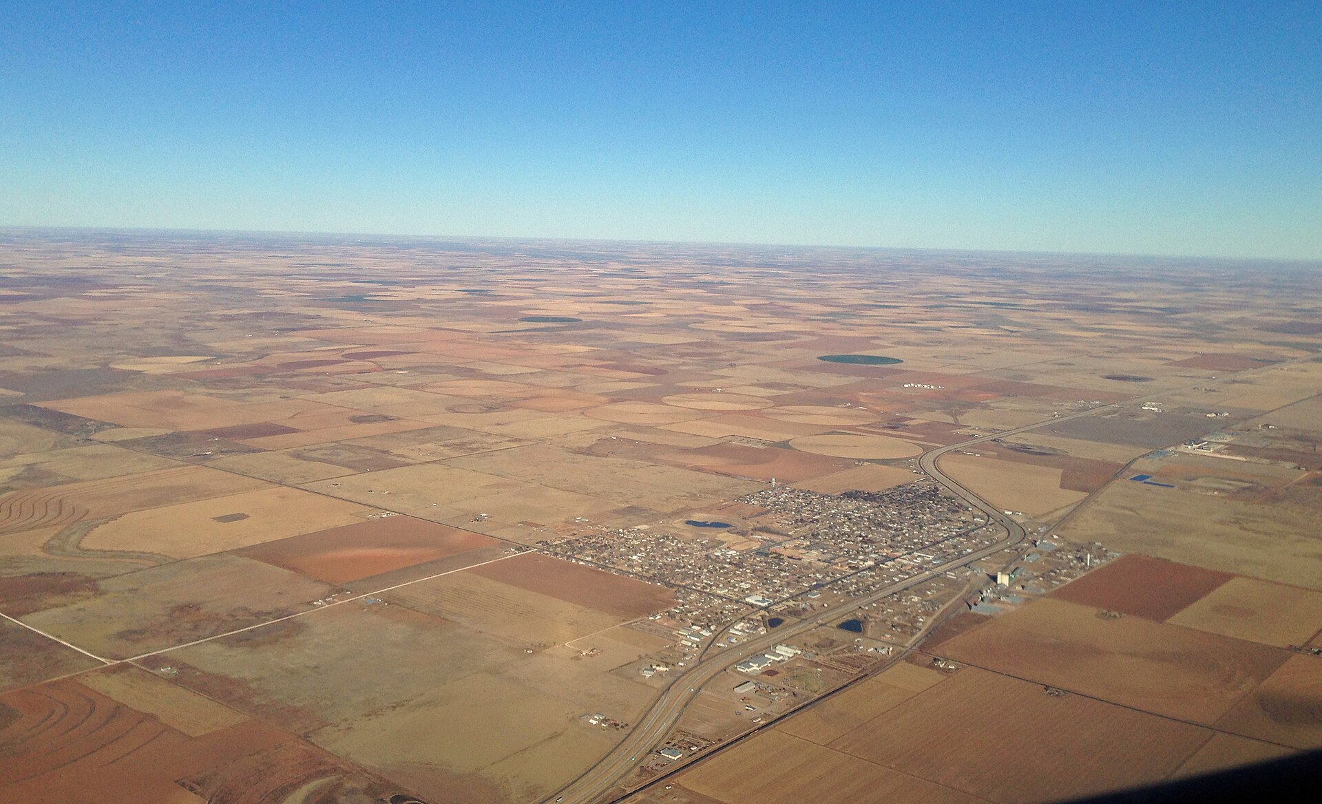 Abernathy, Texas viewed from the southeast aboard an American Airlines flight from Lubbock International Airport to Dallas-Forth Worth International Airport.