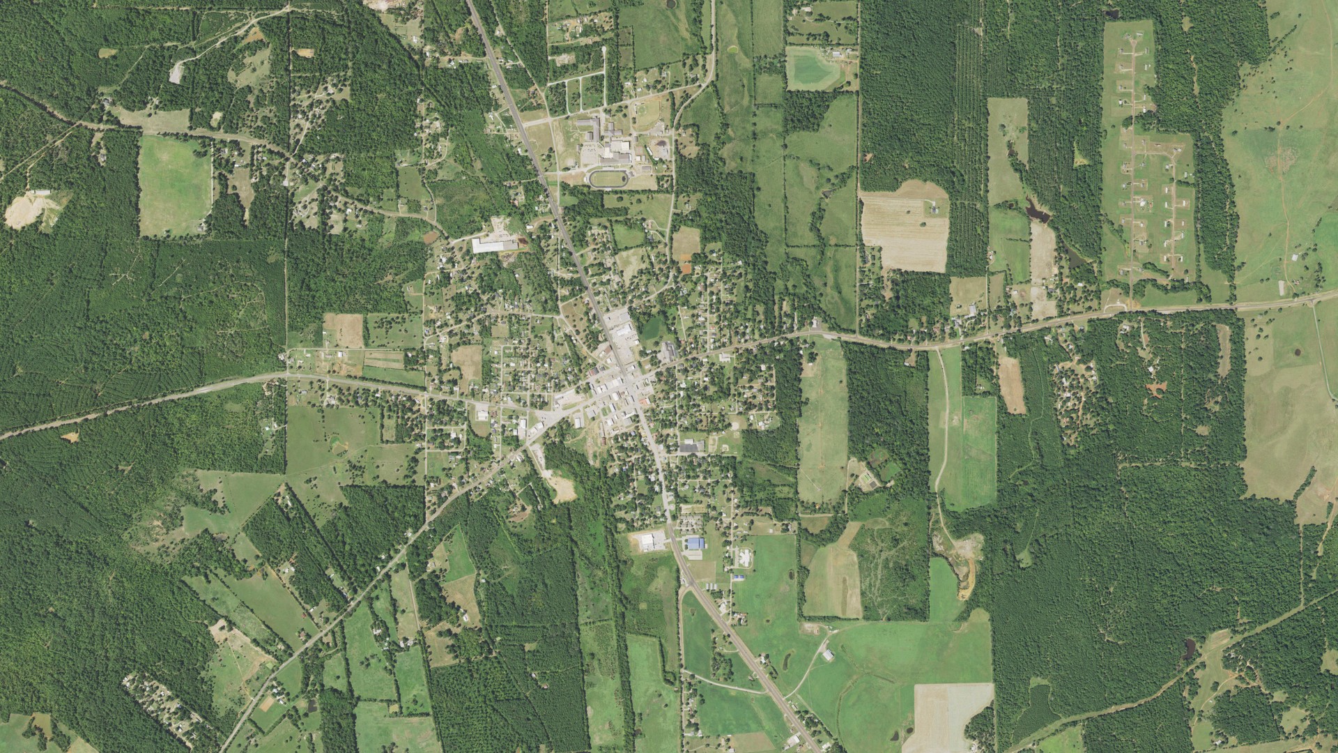 Natural-color aerial photograph of land around Alto, Texas