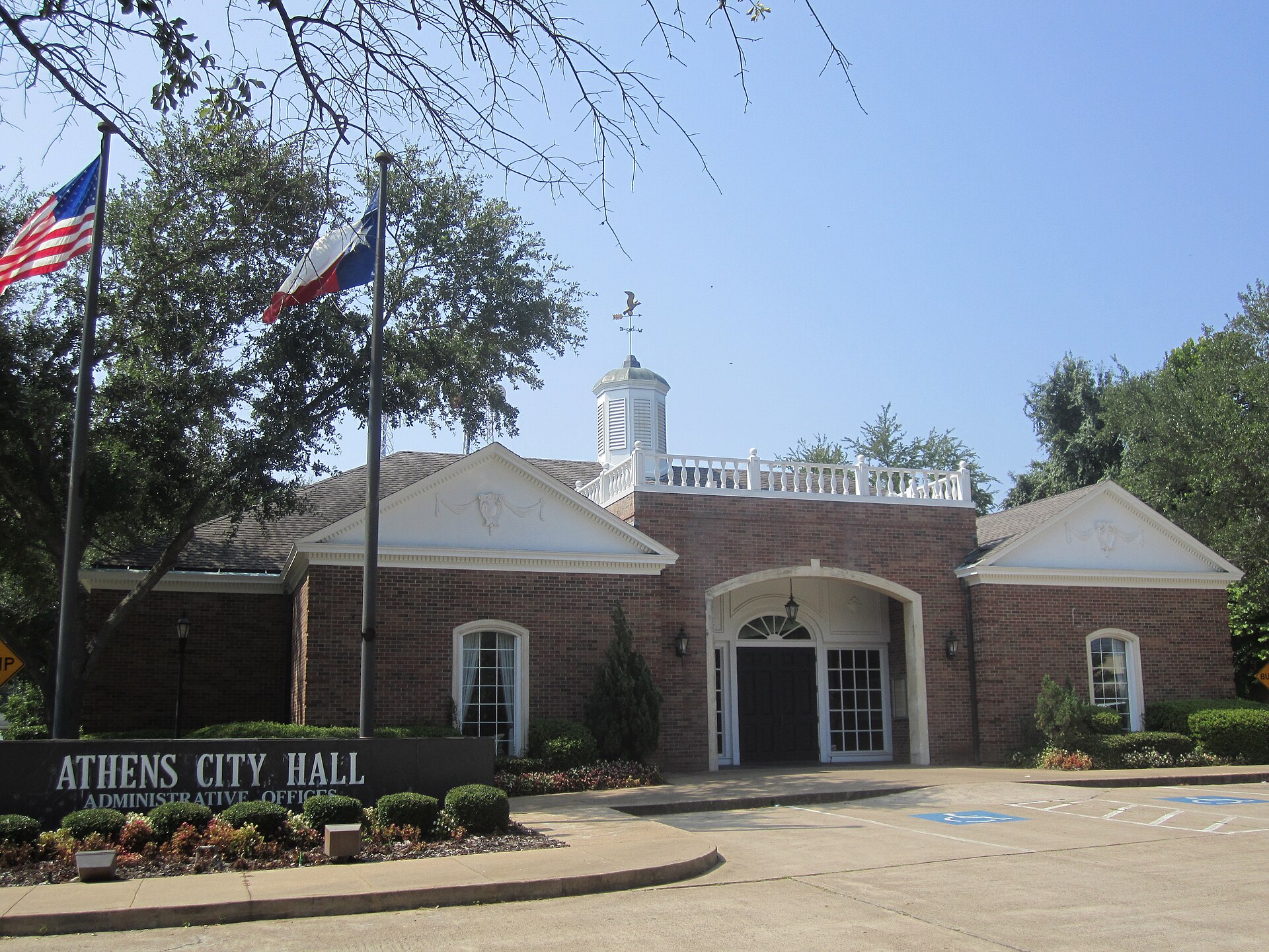 I took photo with Canon camera in Athens, TX. — Texas