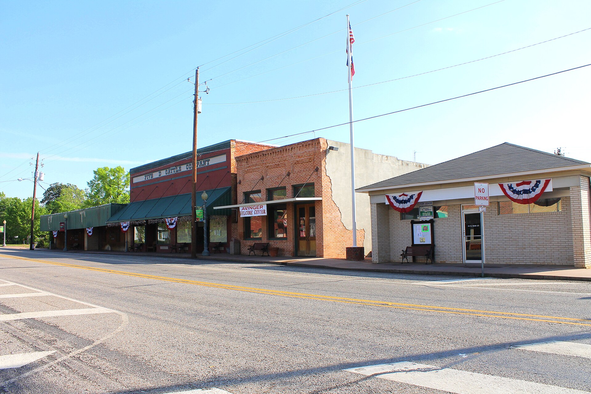 The town of Avinger, Texas