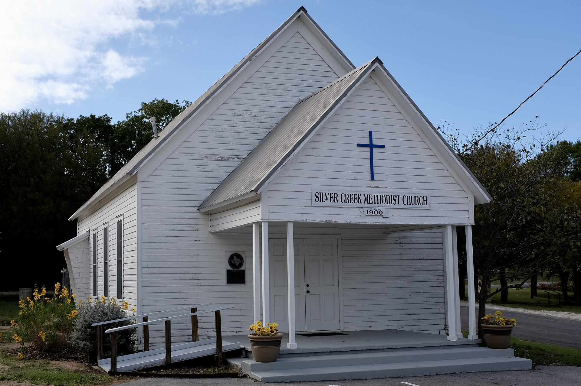 Azle, Silver Creek United Methodist Church. — Texas