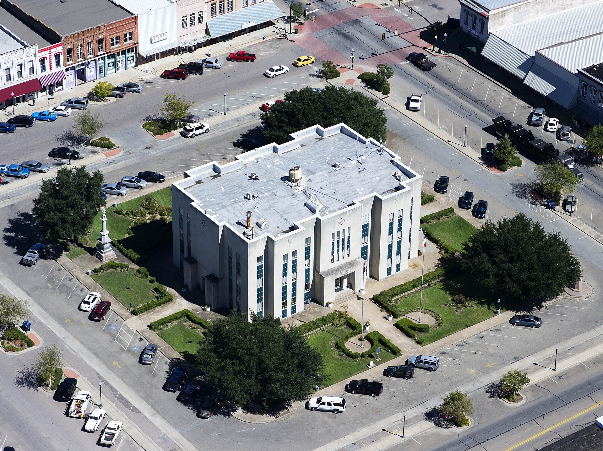 Aerial photo of Fannin County Courthouse, Bonham, Texas