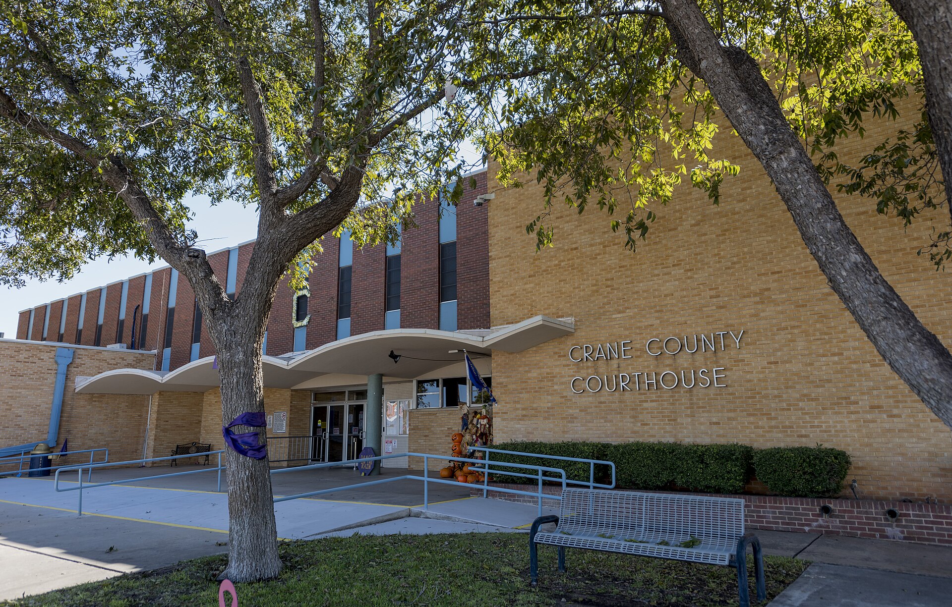 This is a photograph of the Crane County courthouse taken in November 2019. — Texas