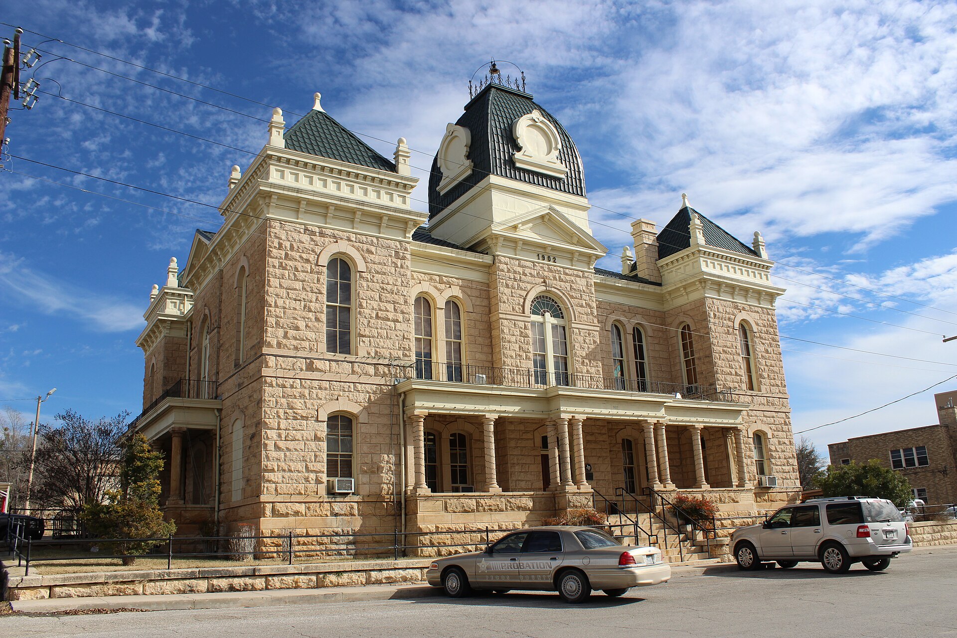 This is the county courthouse in Ozona, Crockett County, Texas