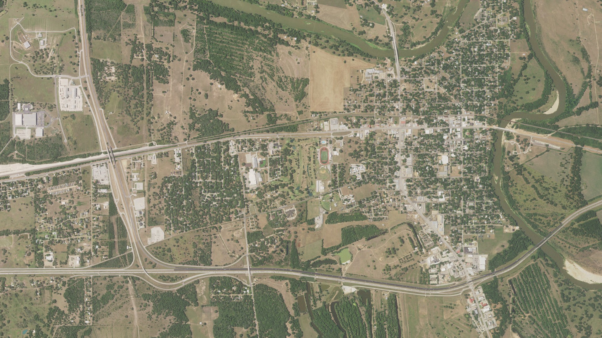Natural-color aerial photograph of land around Columbus, Texas