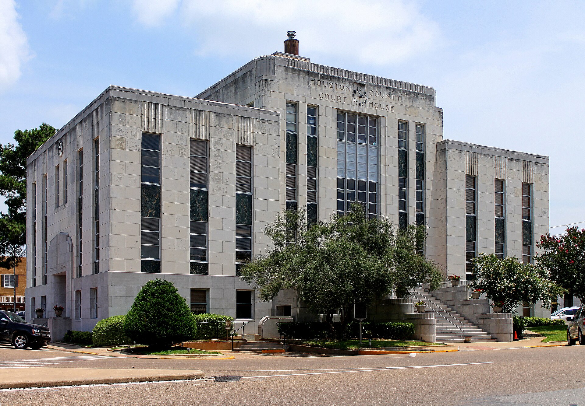 Houston County Court House in Crockett, Texas