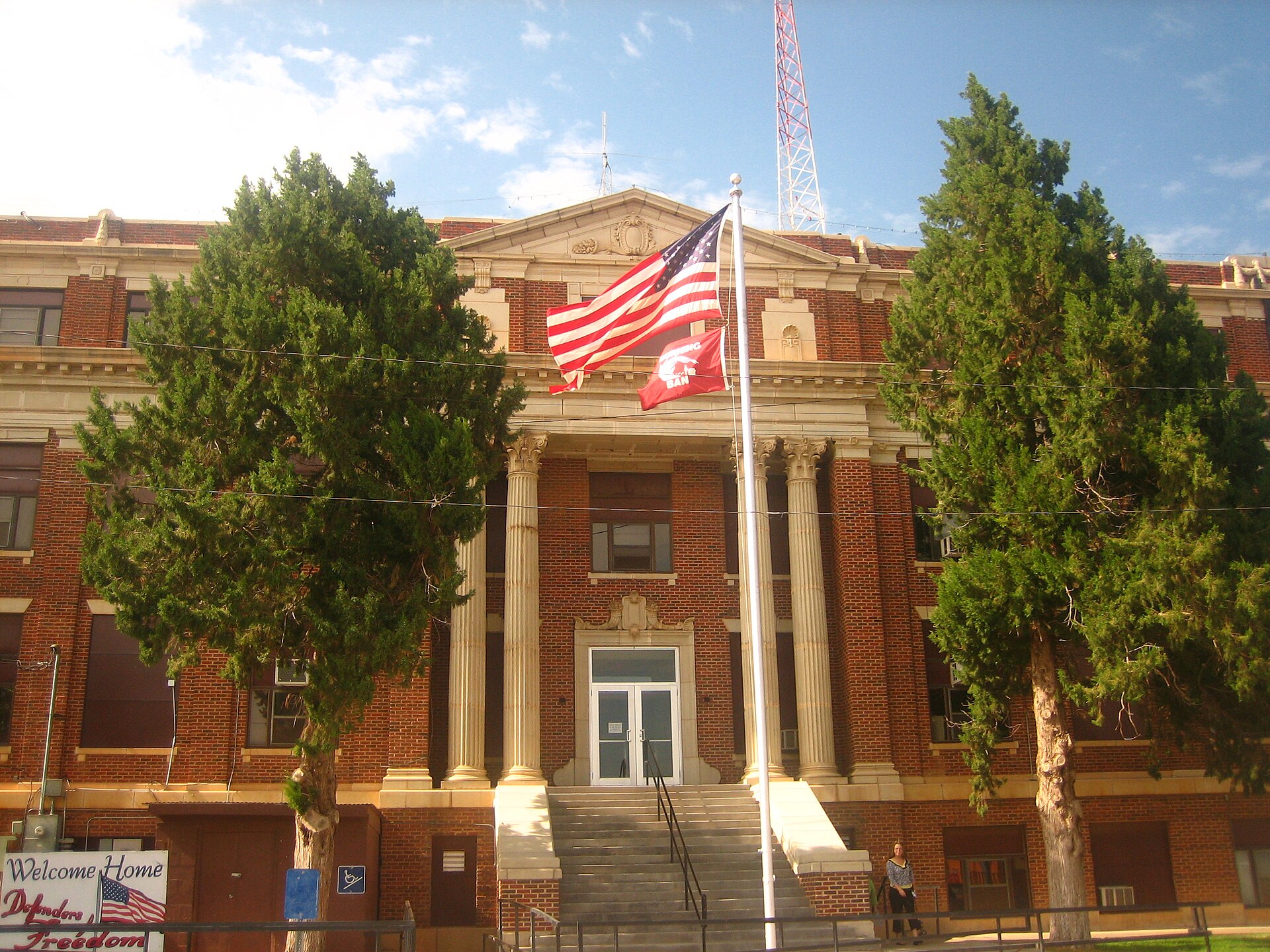 South face of the Hall County Courthouse in Memphis, Texas, United States.