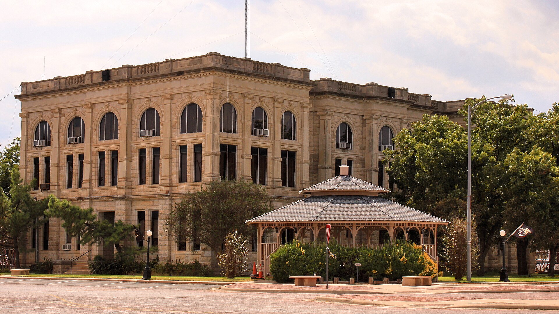 The Haskell County Courthouse in Haskell, Texas, United States was built in 1906.