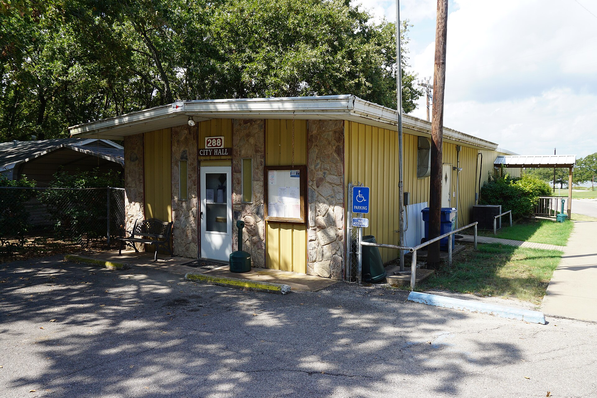 East Tawakoni City Hall and Civic Center in East Tawakoni, Texas (United States).
