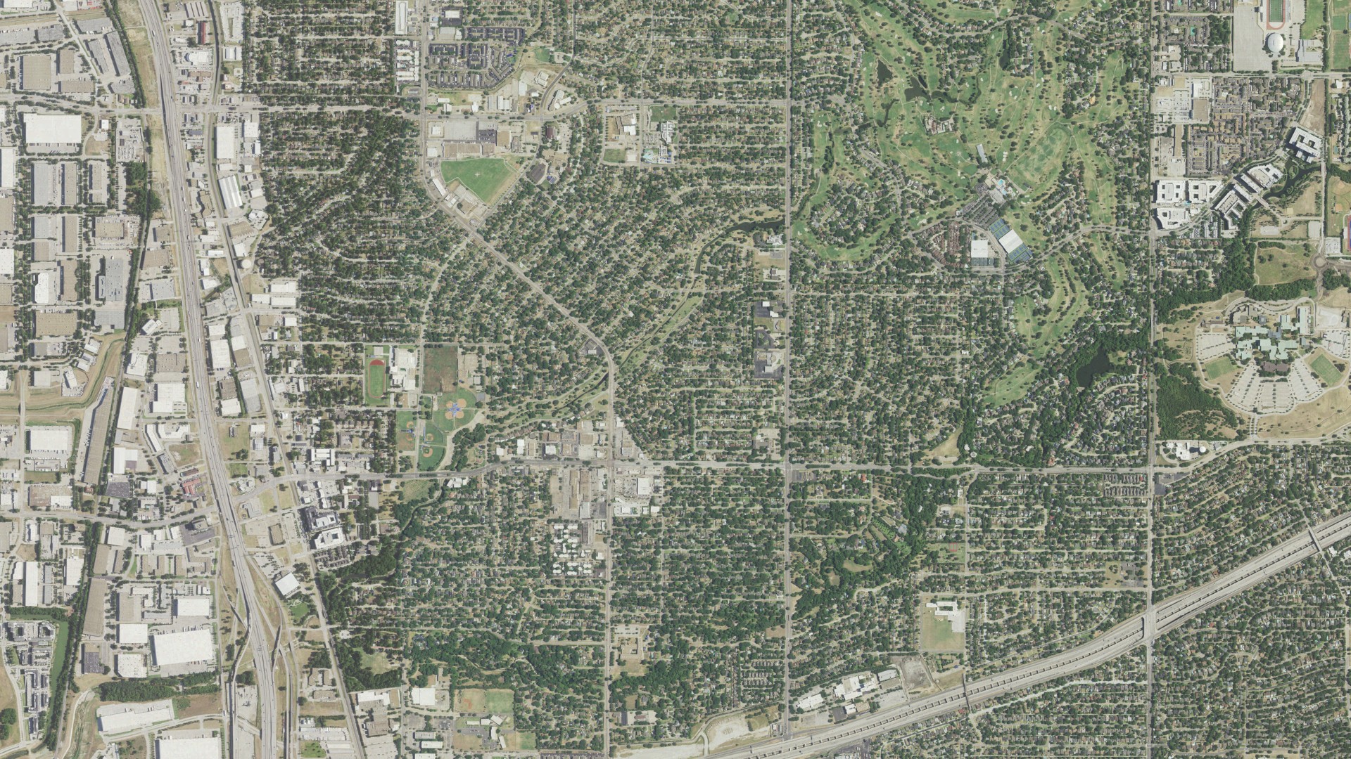 Natural-color aerial photograph of land around Farmers Branch, Texas