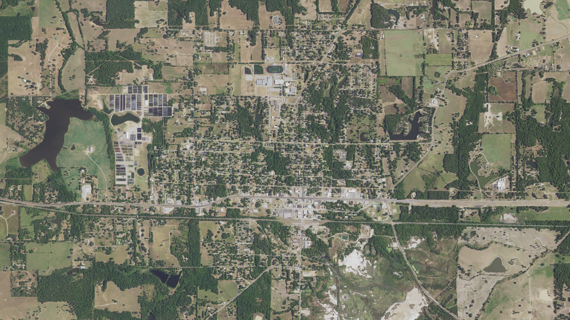 Natural-color aerial photograph of land around Grand Saline, Texas