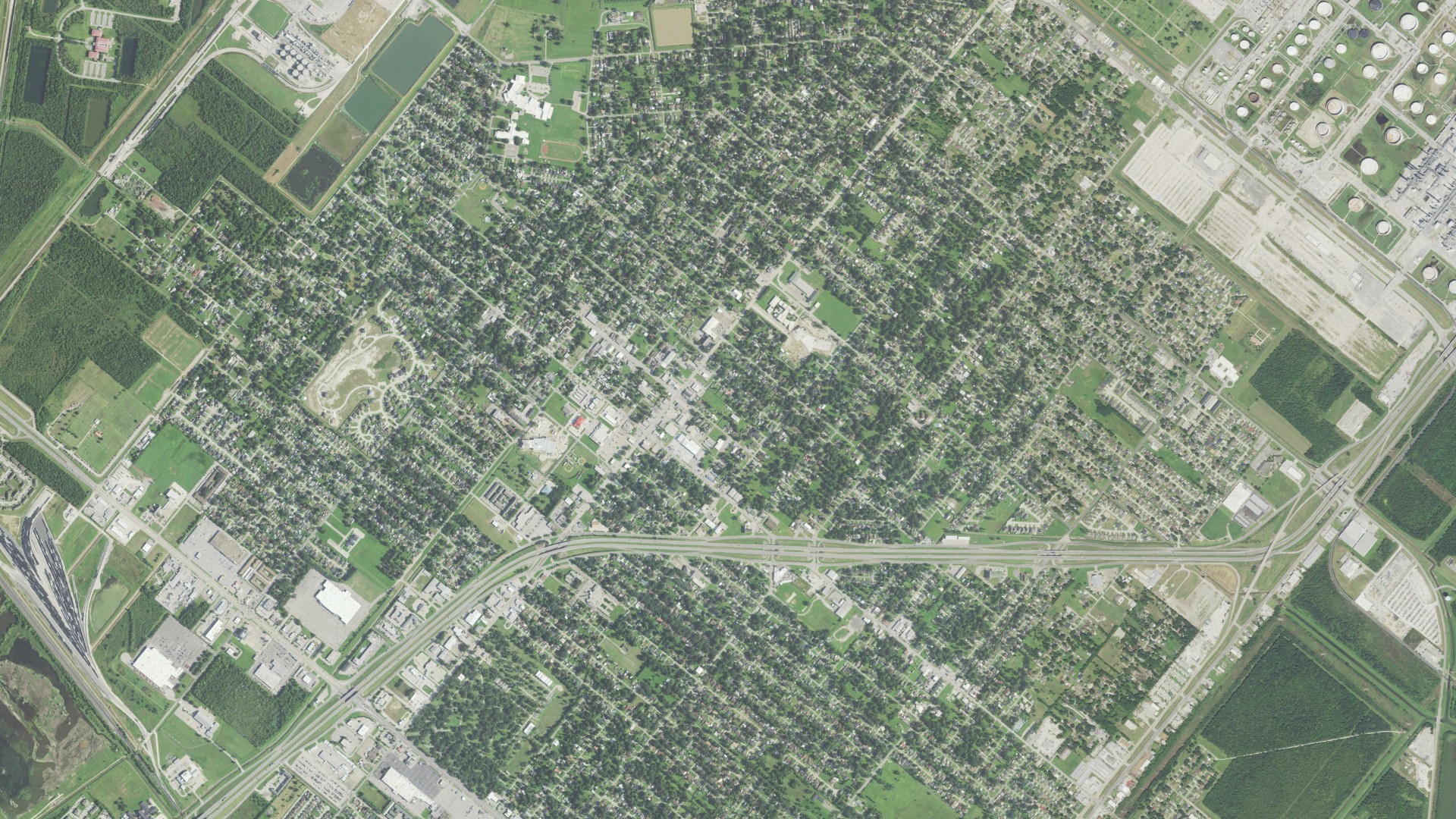 Natural-color aerial photograph of land around Groves, Texas
