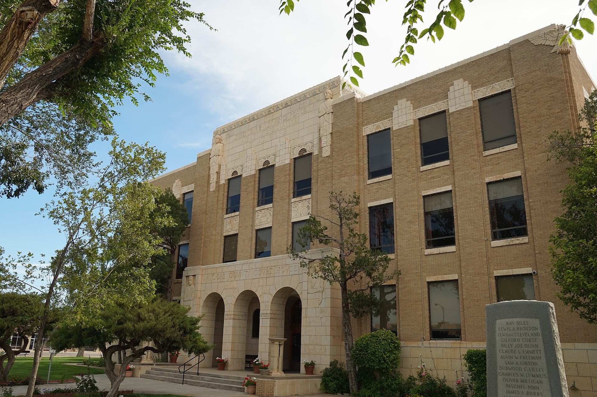 Courthouse in Moore County, Texas in Dumas on 20 August 2017