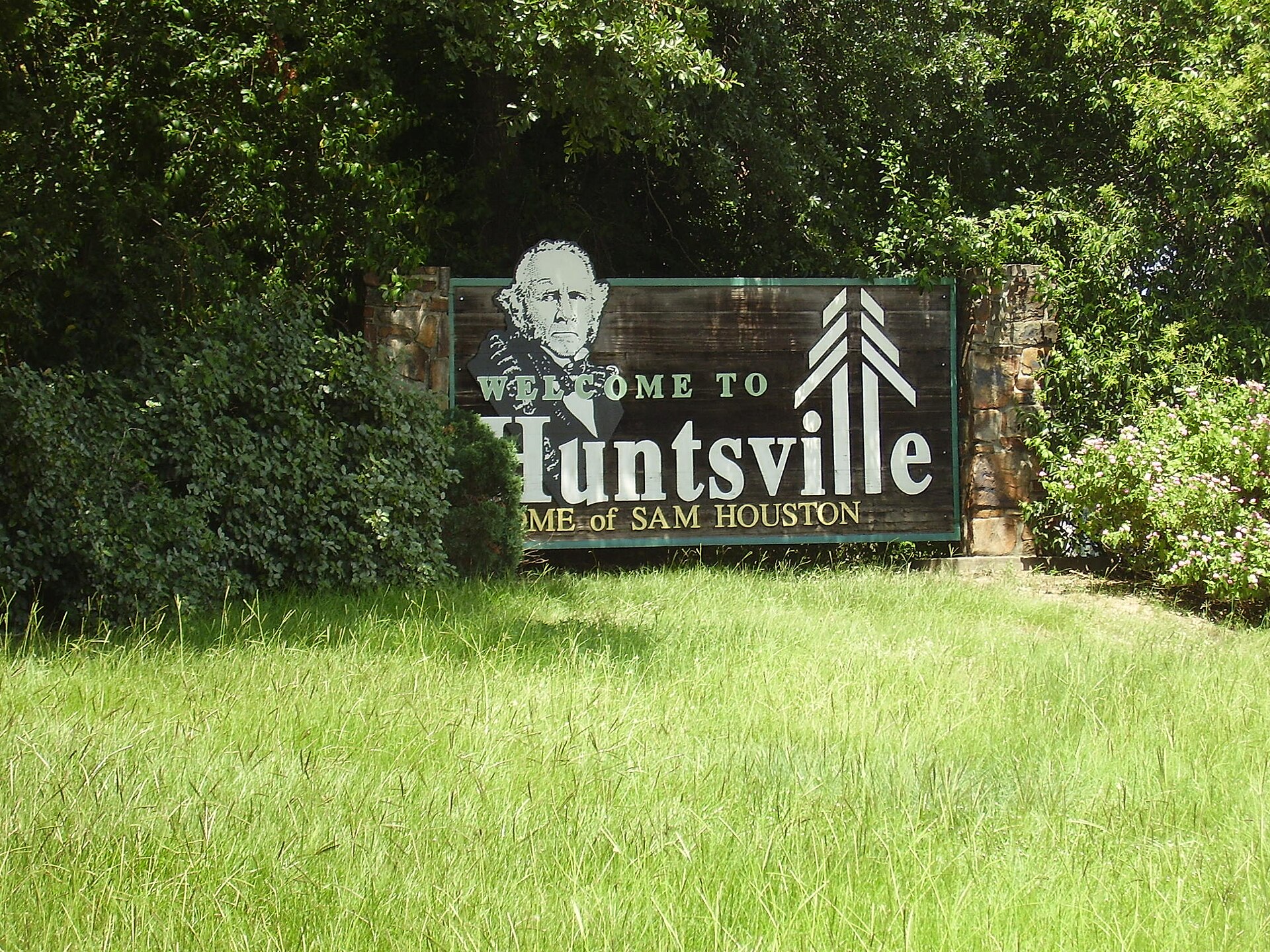 Huntsville, Texas sign - "Welcome to Huntsville, Home of Sam Houston"