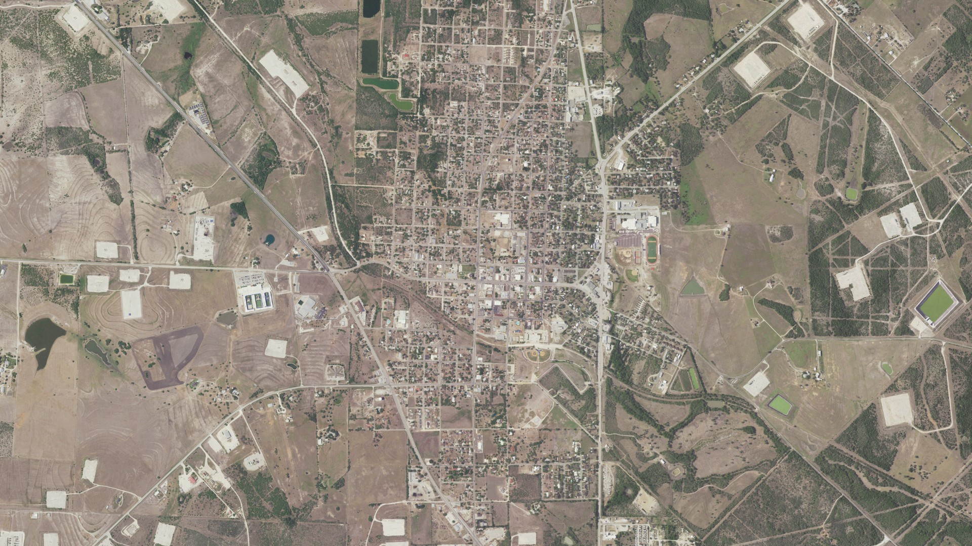 Natural-color aerial photograph of land around Karnes City, Texas
