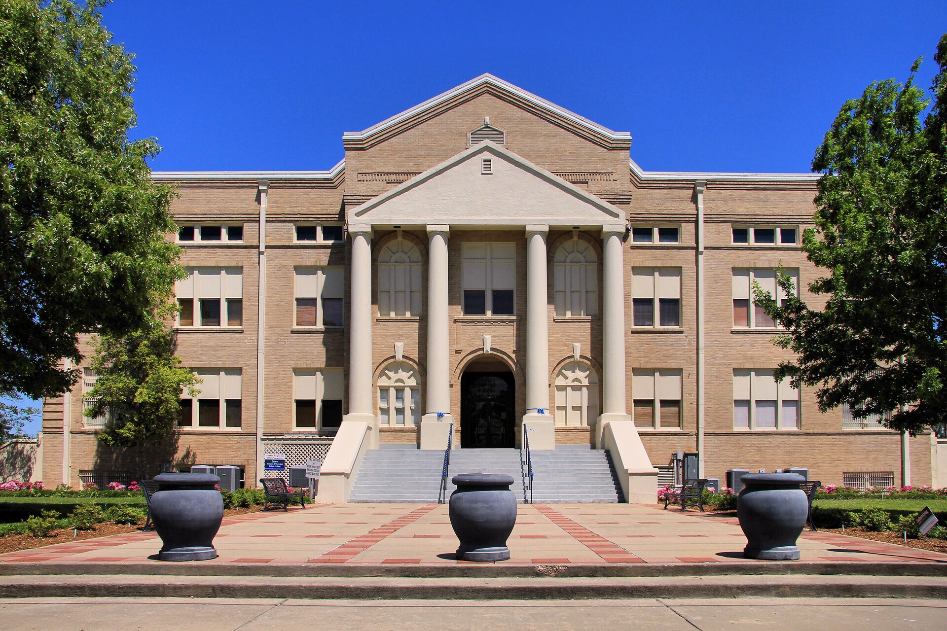 The San Jacinto County Courthouse in Coldspring, Texas, United States was built in 1917.
