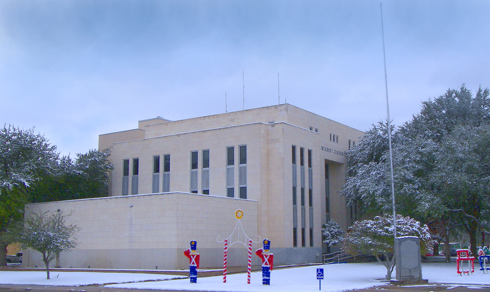 The Ward County Courthouse in Monahans, Texas, United States was constructed in 1940.