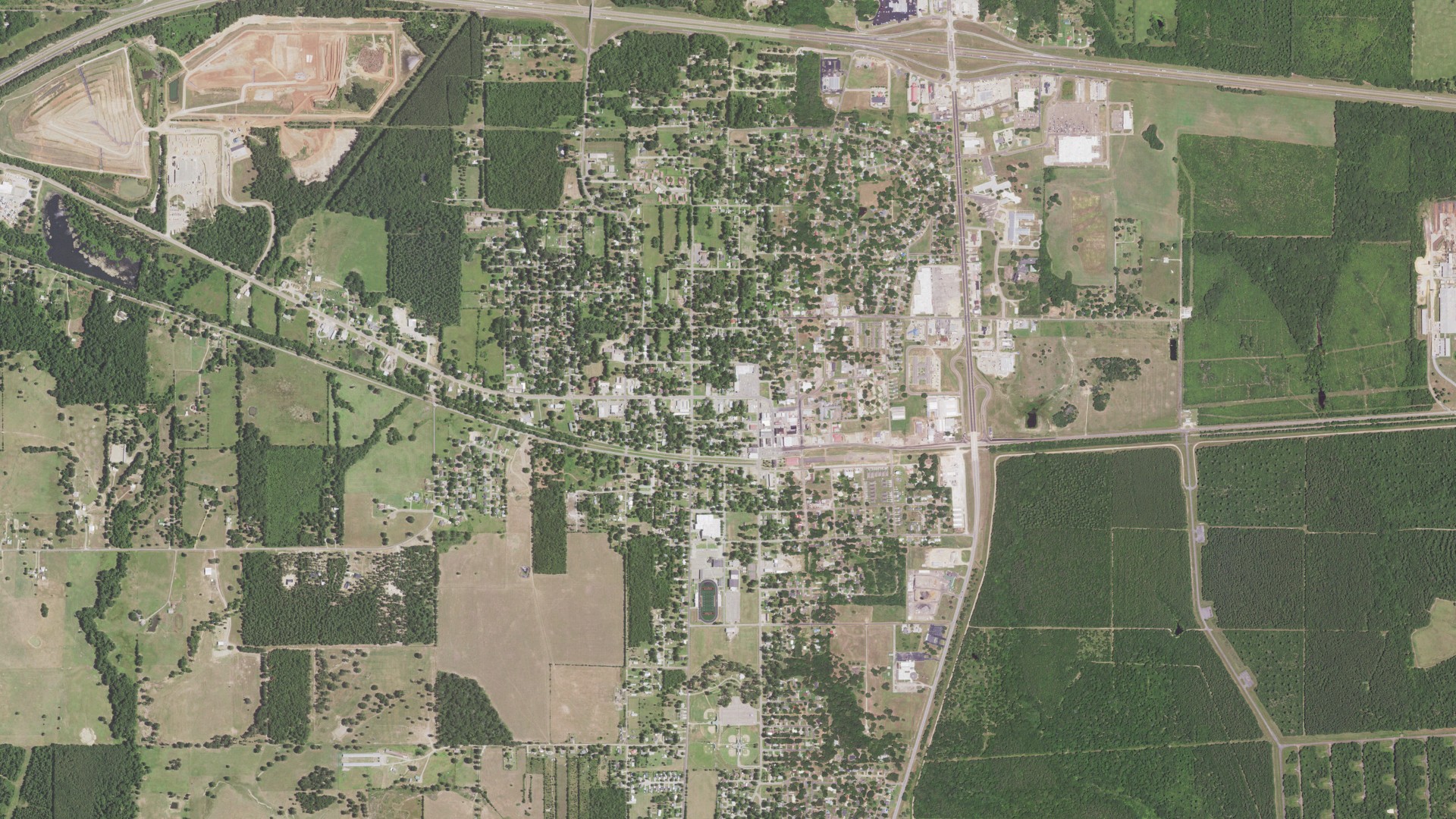 Natural-color aerial photograph of land around New Boston, Texas