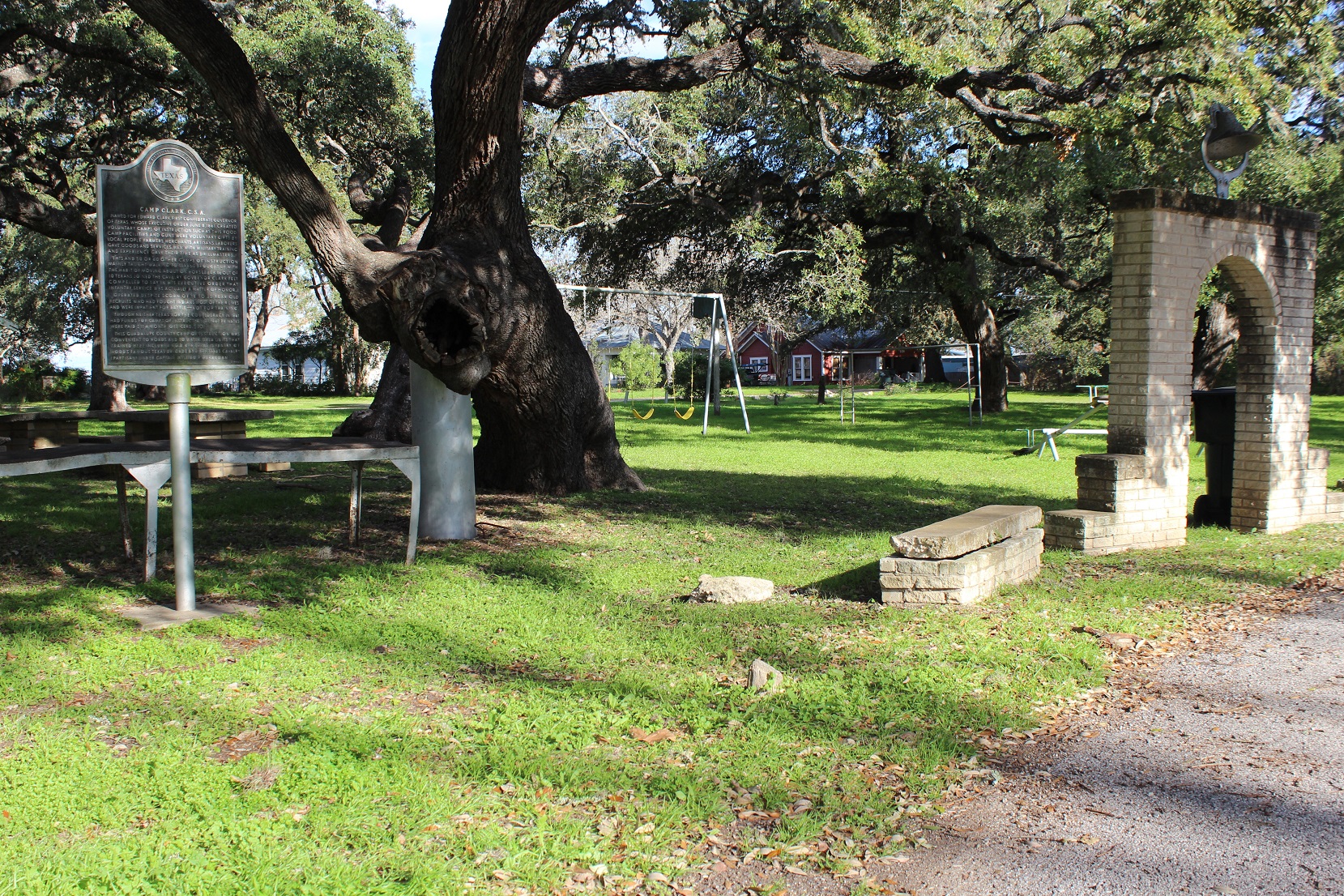 Camp Clark, C.S.A.. — Staples, Texas