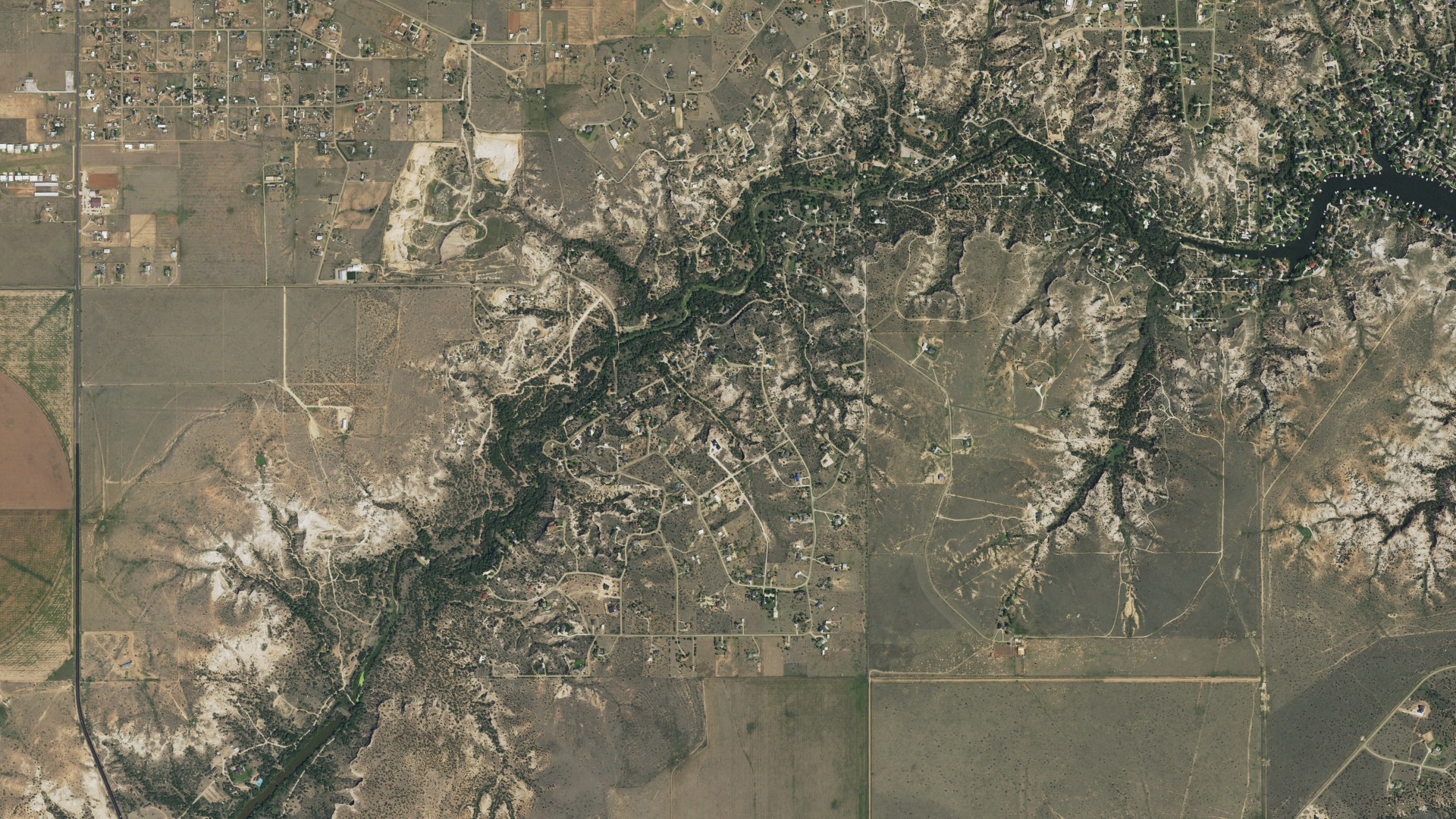 Natural-color aerial photograph of land around Timbercreek Canyon, Texas