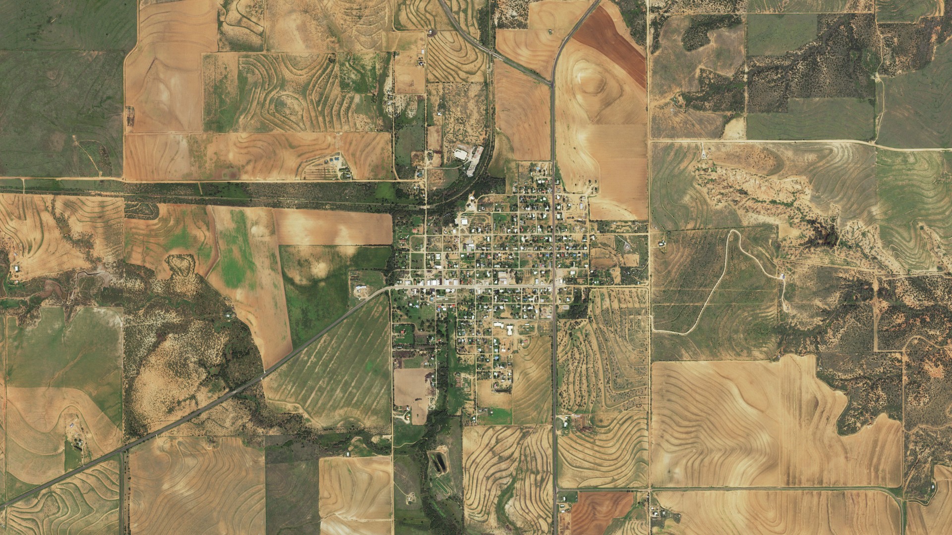 Natural-color aerial photograph of land around Turkey, Texas