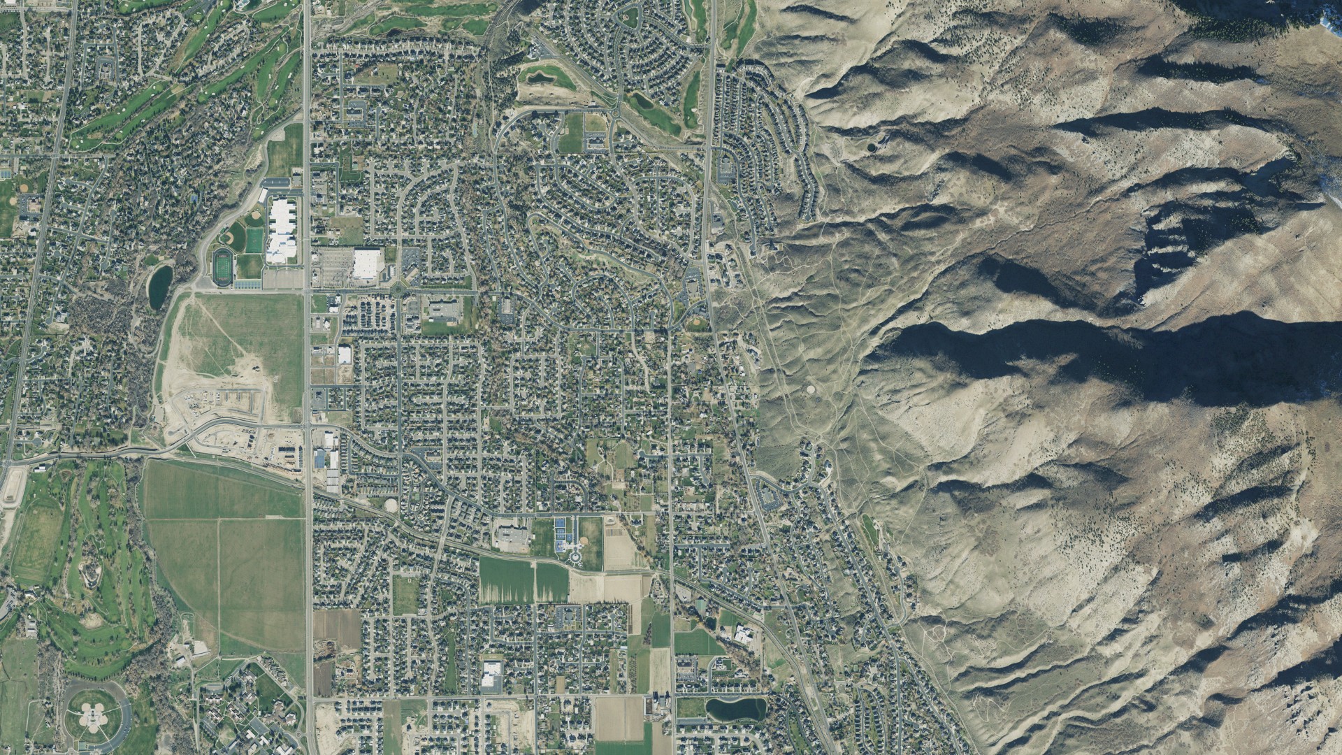 Natural-color aerial photograph of land around Cedar Hills, Utah
