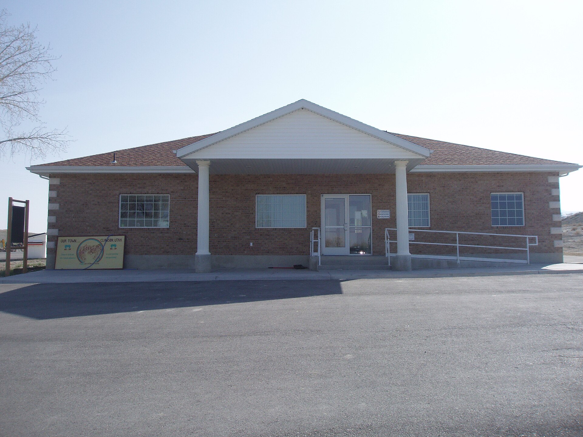 The town hall of Clawson, Utah.