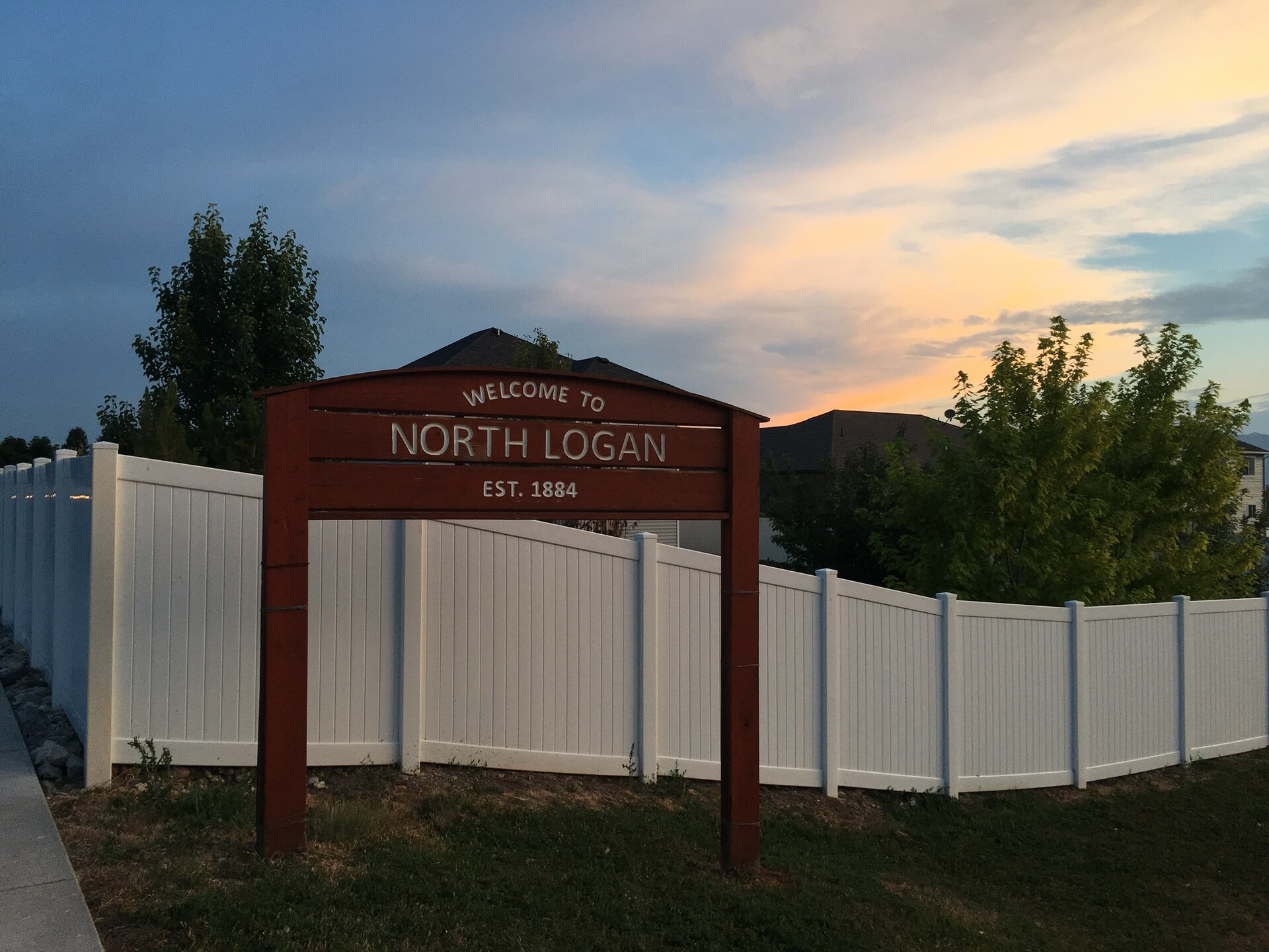 The welcome sign located on the border of North Logan and Hyde Park. — Utah