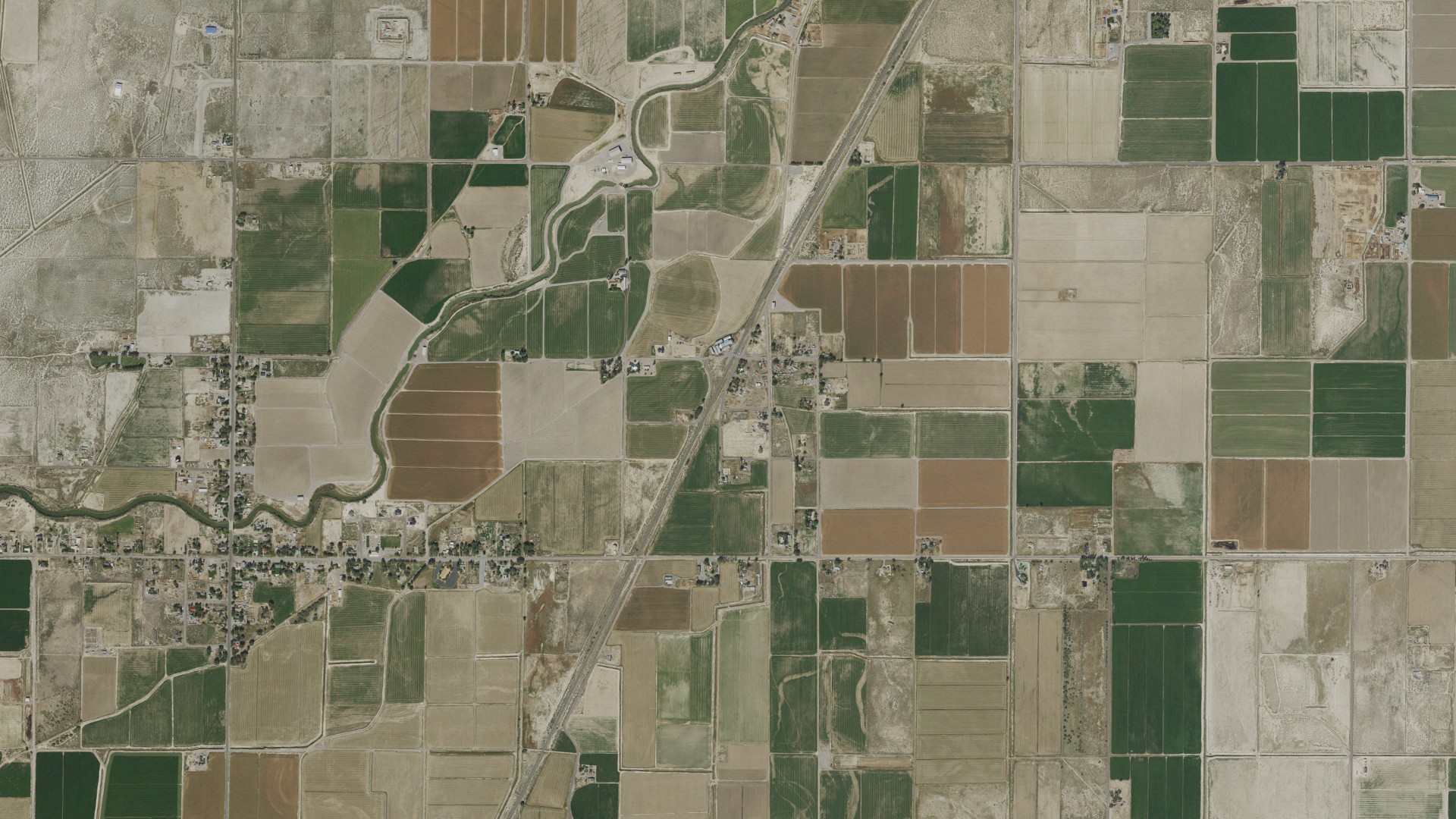Natural-color aerial photograph of land around Oasis, Utah