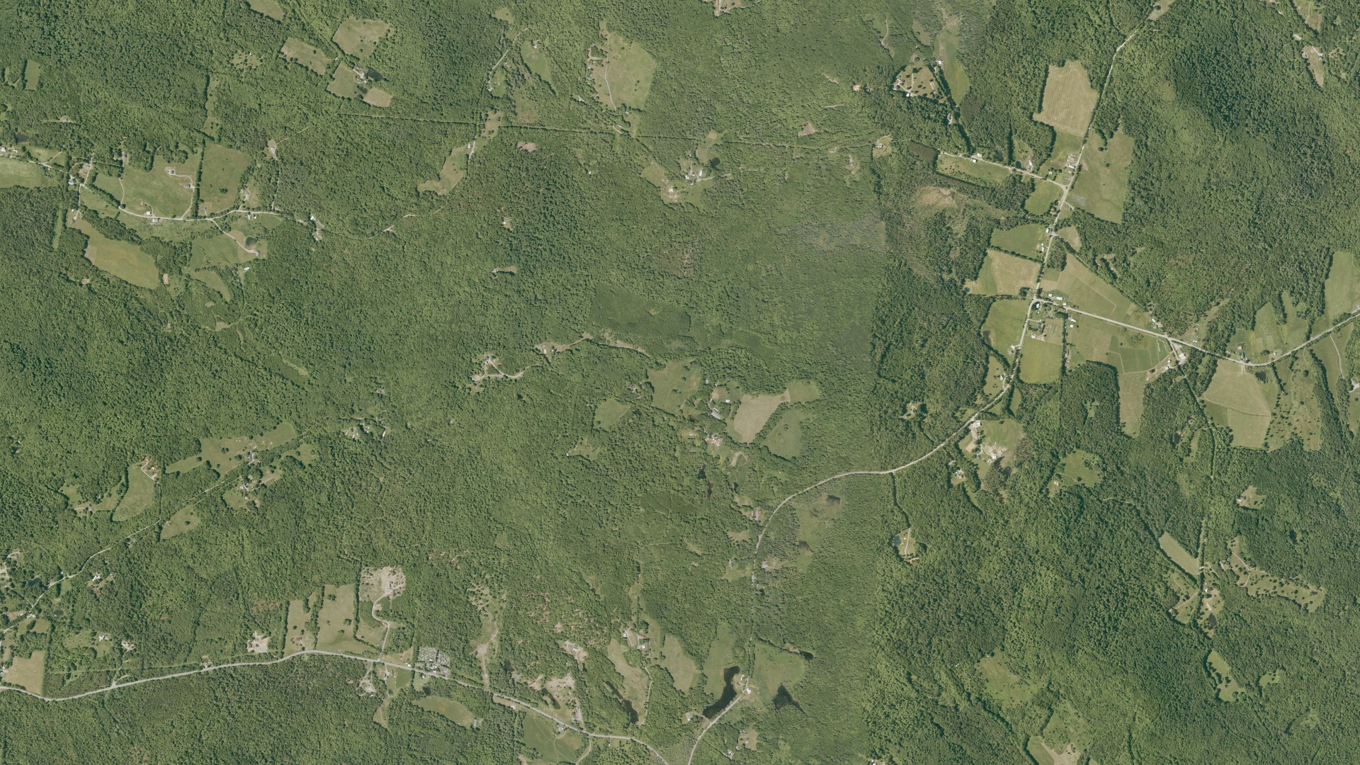 Natural-color aerial photograph of land around Orange County, Vermont
