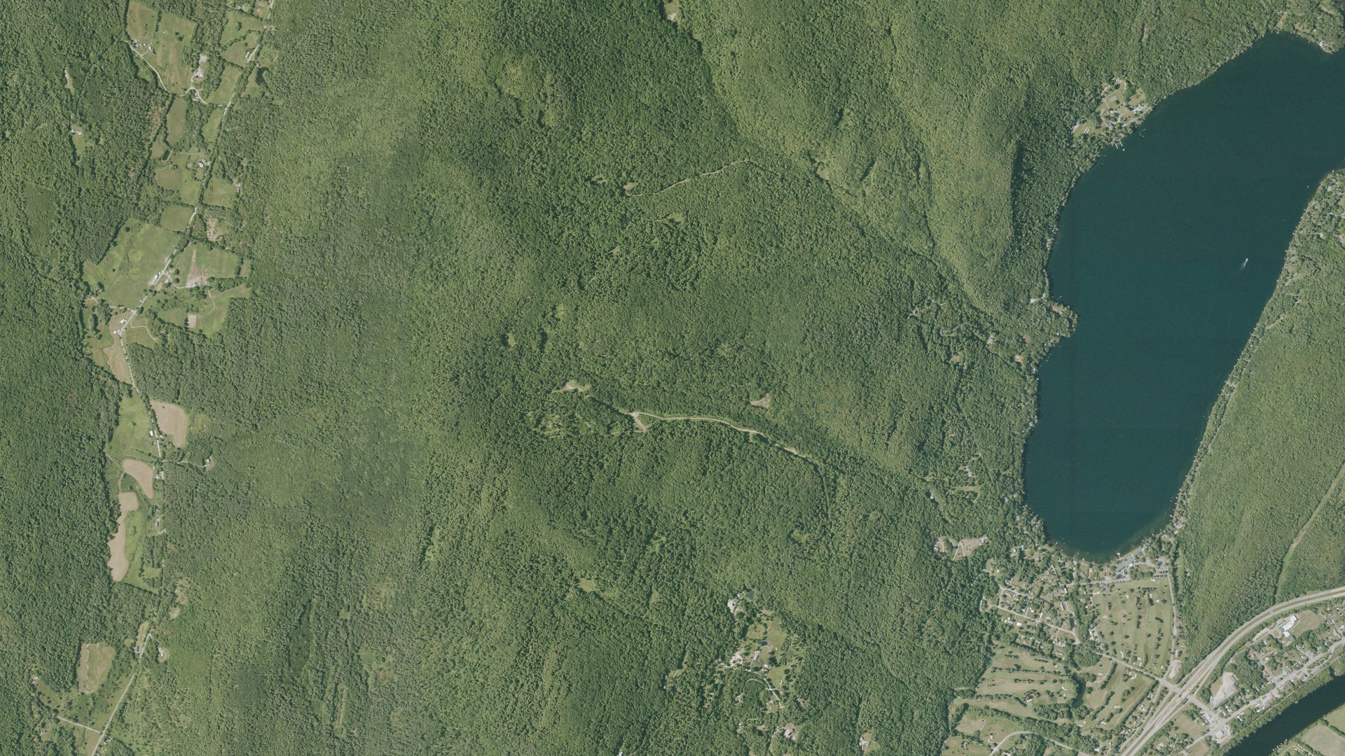 Natural-color aerial photograph of land around Fairlee, Vermont