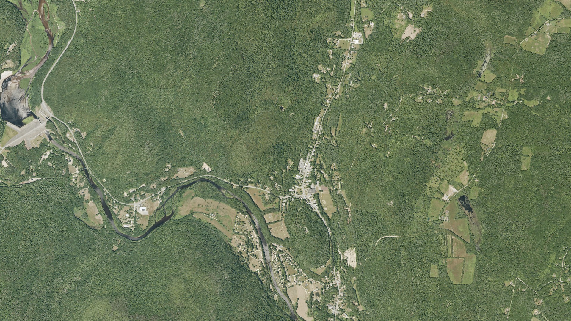 Natural-color aerial photograph of land around Townshend, Vermont