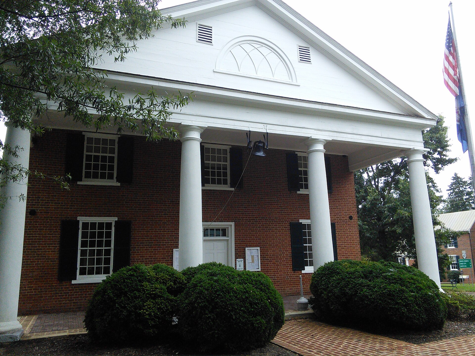 Charlotte County Courthouse, VA 40 and VA 47 Charlotte Court House. — Virginia
