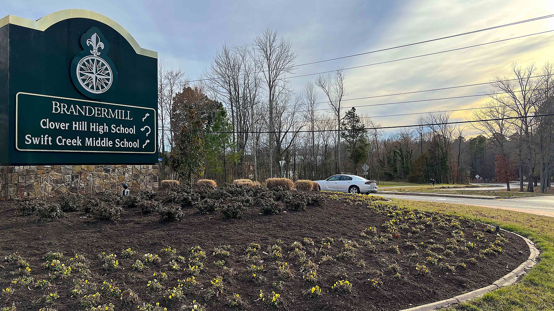 One of the entrances to the Brandermill, Virginia suburb.