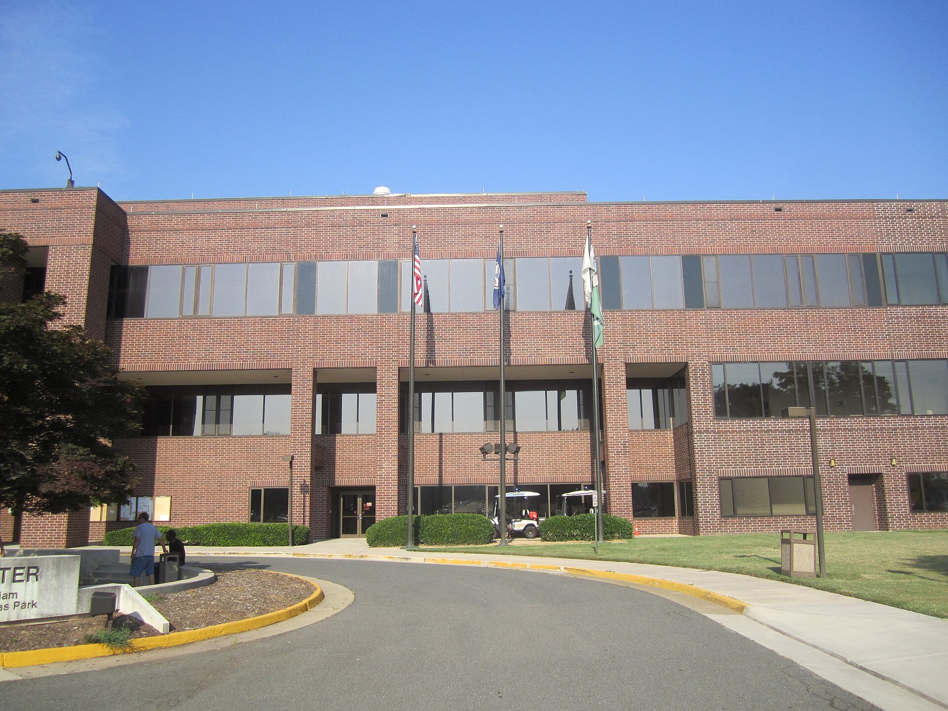 July 2011 photograph of Prince William County Courthouse in Manassas, Virginia, taken with a Canon camera.